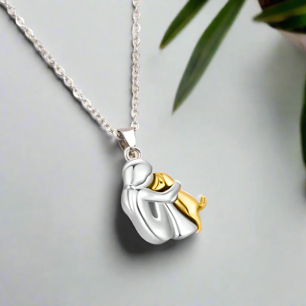 Maud™ – Collier Élégant avec Pendentif Chien